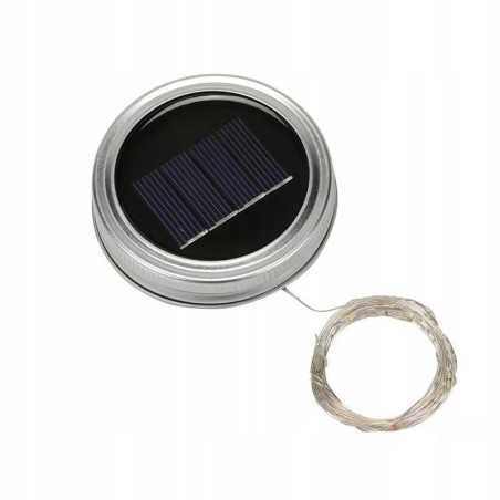 Découvrez la lanterne solaire en verre LED parfaite pour illuminer votre jardin