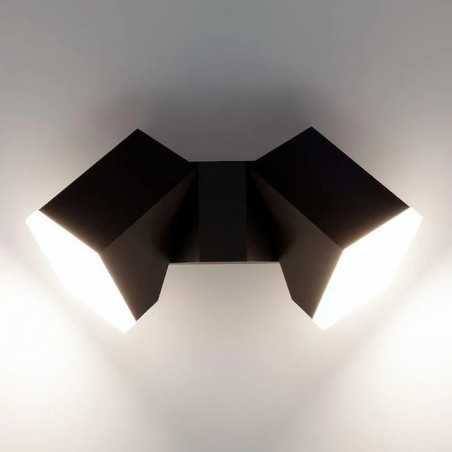 Éclairez votre jardin avec style : Découvrez l\'Applique de jardin Twinda Duo, 13W IP54 !