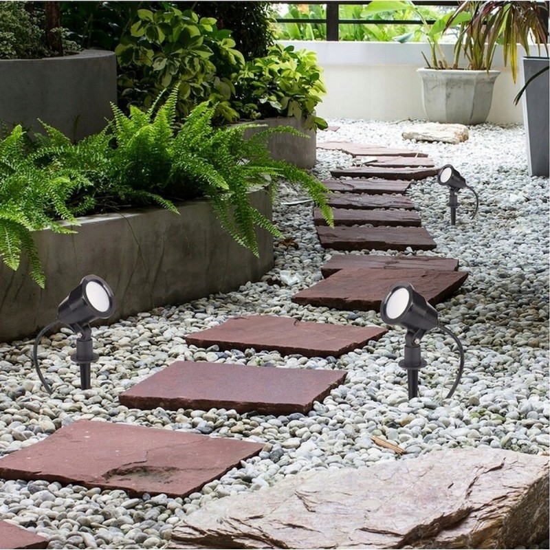 Éclairage LED de jardin : Projecteur puissant IP65 7W, sublimez votre extérieur !